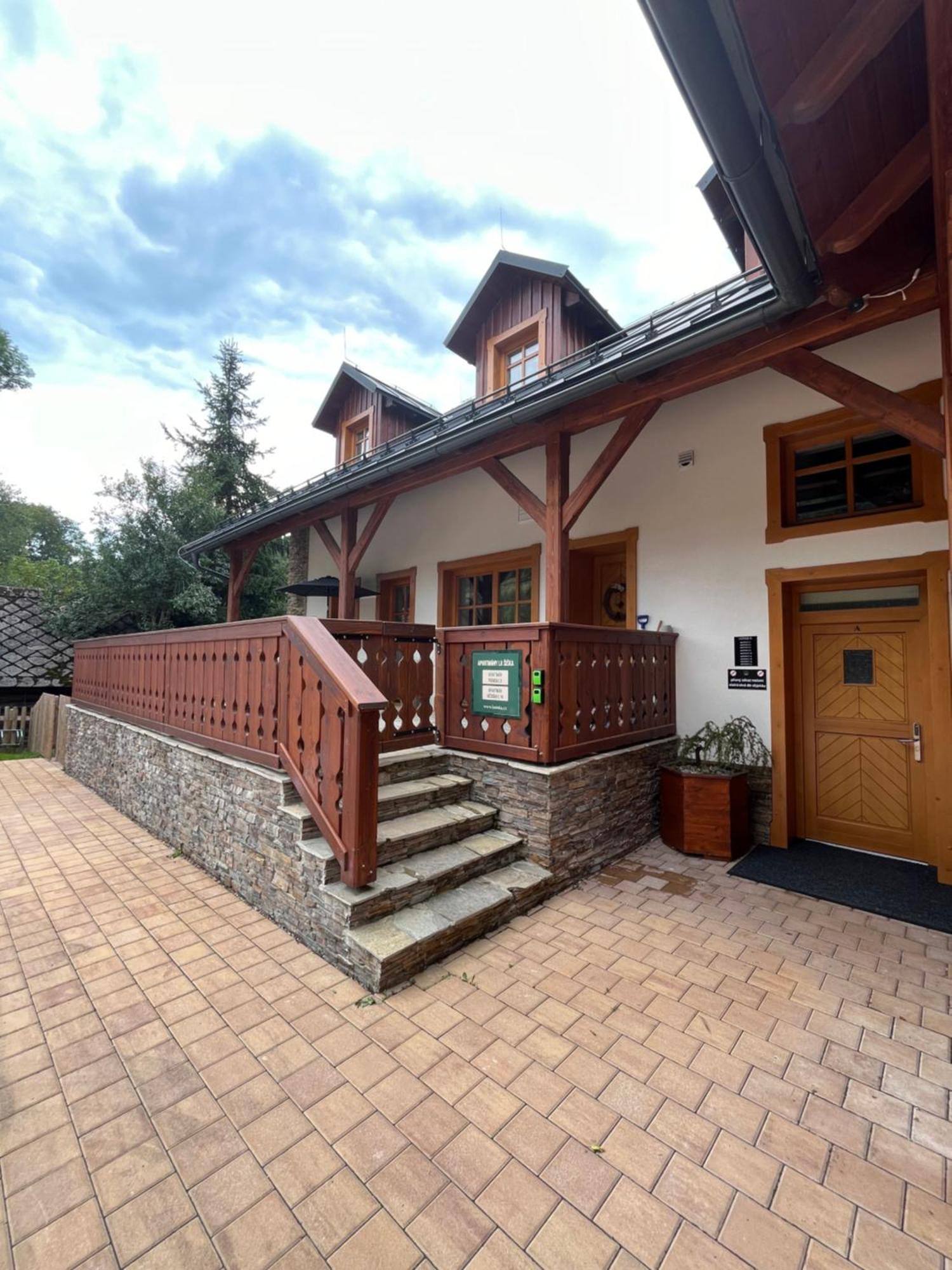 Apartmany La Siska Vsetín Buitenkant foto