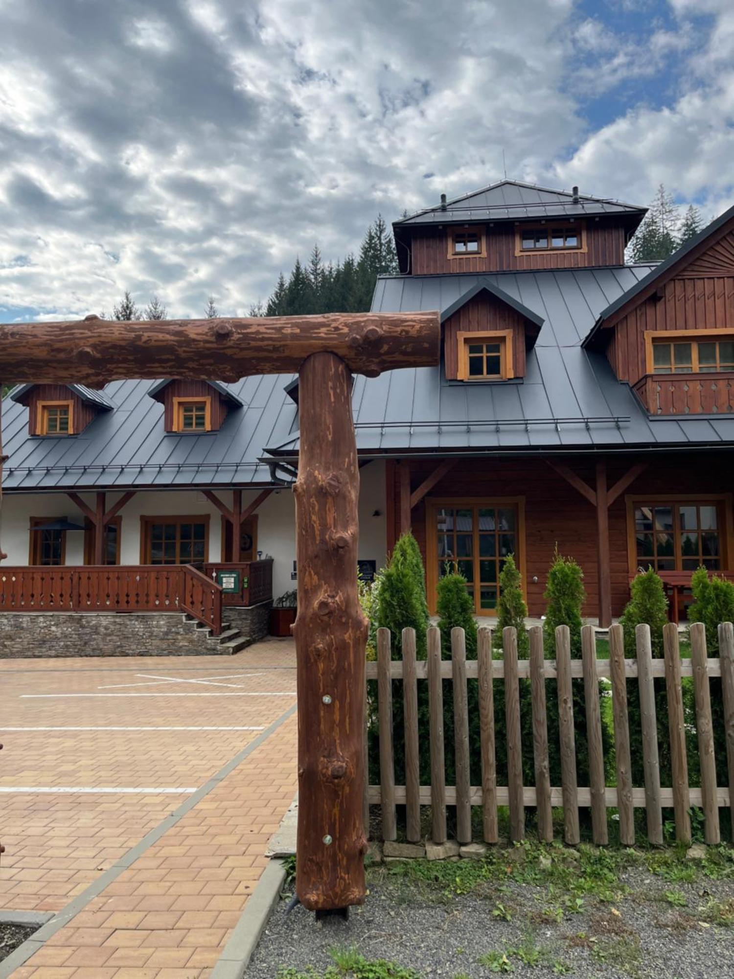 Apartmany La Siska Vsetín Buitenkant foto